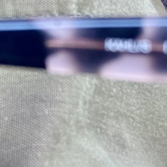 Kate Spade designer sunglasses - Picture 5 of 7